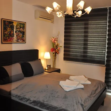 City Apartment Varna Apartamento *